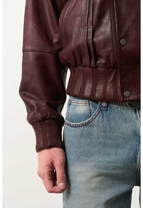 Chaqueta Bomber En Cuero Y Denim Para Hombre Chaqueta Bomber En Cuero Y Denim Para Hombre Vinotinto XL VÉLEZ