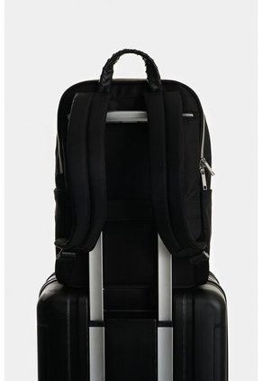 Morral Marfilo De Cuero Y Nylon Para Mujer Manija Trenzada Morral Marfilo De Cuero Y Nylon Para Mujer Manija Trenzada Negro VÉLEZ