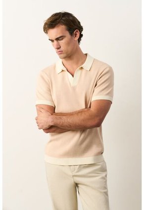 Polo Tejida Asiri En Algodón Para Hombre Polo Tejida Asiri En Algodón Para Hombre Crema M VÉLEZ