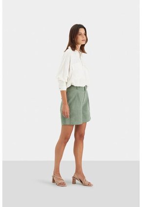 Short Ciboria De Cuero Gamuza Para Mujer Tiro Alto Short Ciboria De Cuero Gamuza Para Mujer Tiro Alto Agua Marina 08 VÉLEZ