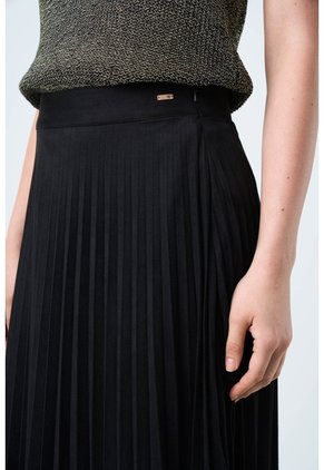 Falda Plisada Alma Para Mujer Tejido De Punto Falda Plisada Alma Para Mujer Tejido De Punto Negro 10 VÉLEZ