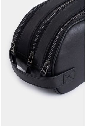 Organizador De Viaje Sorrento De Cuero Para Hombre Multifuncional Organizador De Viaje Sorrento De Cuero Para Hombre Multifuncional Negro VÉLEZ