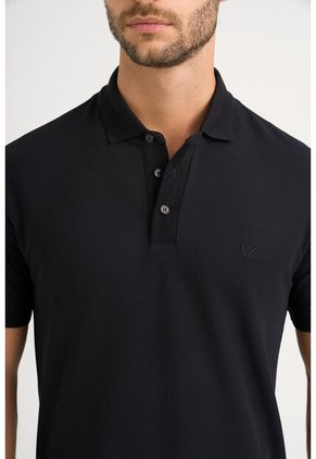 Polo Básica De Algodón Para Hombre Silueta Semi Fitted Polo Básica De Algodón Para Hombre Silueta Semi Fitted Negro L Vélez