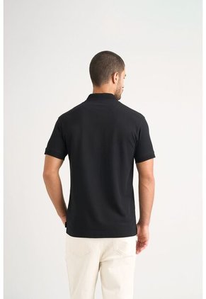 Polo Básica De Algodón Para Hombre Silueta Semi Fitted Polo Básica De Algodón Para Hombre Silueta Semi Fitted Negro L Vélez