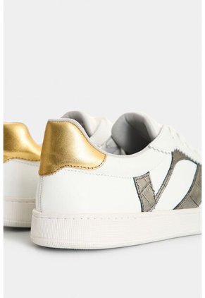 Tenis De Cuero Grabado Para Mujer Flair Tenis De Cuero Grabado Para Mujer Flair Blanco 39 VÉLEZ