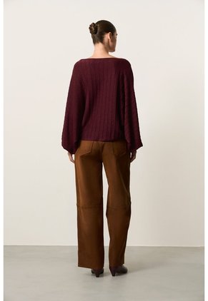 Sweater Oversize Tejido Para Mujer Cayena Sweater Oversize Tejido Para Mujer Cayena Vinotinto XS VÉLEZ