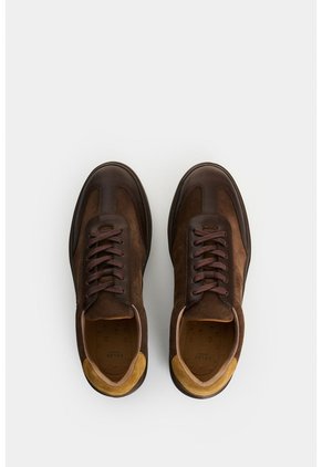 Tenis Clima De Cuero Para Hombre Efecto Escribiente Tenis Clima De Cuero Para Hombre Efecto Escribiente Cafe 46 VÉLEZ