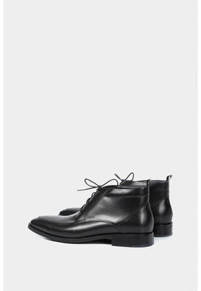 Botas Office De Cuero Para Hombre Cortes Básicos Negro Botas Office De Cuero Para Hombre Cortes Básicos Negro 41 VÉLEZ