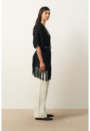Cárdigan Tipo Poncho Tejido Para Mujer Quena Cárdigan Tipo Poncho Tejido Para Mujer Quena Negro XL VÉLEZ
