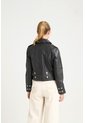Chaqueta Biker De Cuero Para Mujer Charreteras Negro Chaqueta Biker De Cuero Para Mujer Charreteras Negro VÉLEZ de Vélez