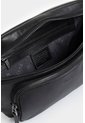 Riñonera Arezzo De Cuero Para Hombre Casual Riñonera Arezzo De Cuero Para Hombre Casual Negro VÉLEZ de Vélez