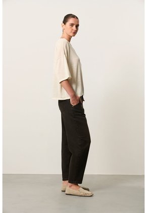 Camiseta Oversize Para Mujer Nativo Camiseta Oversize Para Mujer Nativo Crema L VÉLEZ