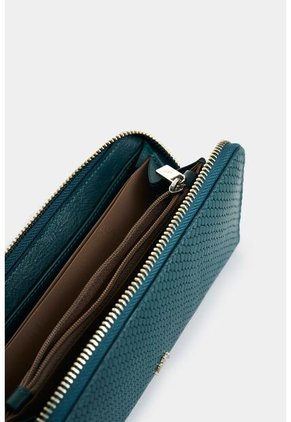 Porta Chequera De Cuero Grabado Para Mujer Tulia Porta Chequera De Cuero Grabado Para Mujer Tulia Agua Marina VÉLEZ