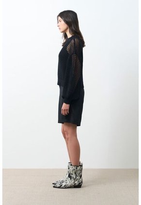 Sweater Tejido Taroa Para Mujer Semi Cropped Sweater Tejido Taroa Para Mujer Semi Cropped Negro S VÉLEZ