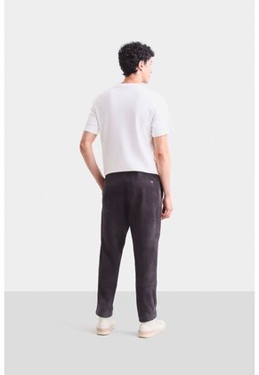 Pantalón Chino Cue De Gamuza River Para Hombre Silueta Holgada Pantalón Chino Cue De Gamuza River Para Hombre Silueta Holgada Gris Pistola 38 VÉLEZ