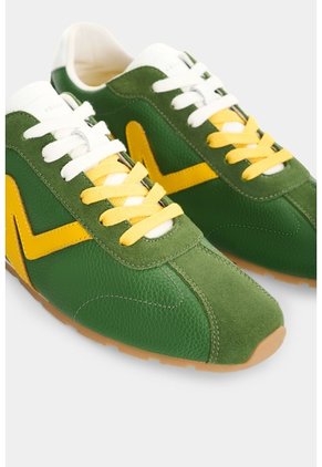 Tenis En Cuero Para Mujer Blooms Tenis En Cuero Para Mujer Blooms Verde 38 VÉLEZ