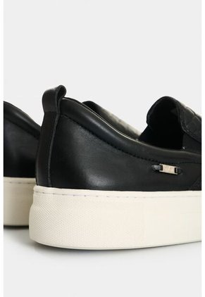 Mocasines De Cuero Grabado Para Mujer Anastasia Mocasines De Cuero Grabado Para Mujer Anastasia Negro 34 VÉLEZ
