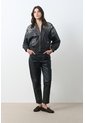 Chaqueta Bomber De Cuero Para Mujer Luzia Chaqueta Bomber De Cuero Para Mujer Luzia Negro M VÉLEZ de Vélez
