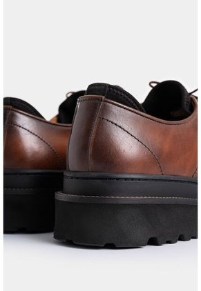 Zapato De Cordón Hoggar Para Hombre Acabado Artesanal Zapato De Cordón Hoggar Para Hombre Acabado Artesanal Miel 38 VÉLEZ