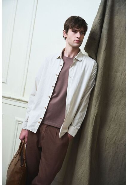 Camisa Manga Larga En Lino Para Hombre Silueta Semi Ajustada Camisa Manga Larga En Lino Para Hombre Silueta Semi Ajustada Arena M VÉLEZ