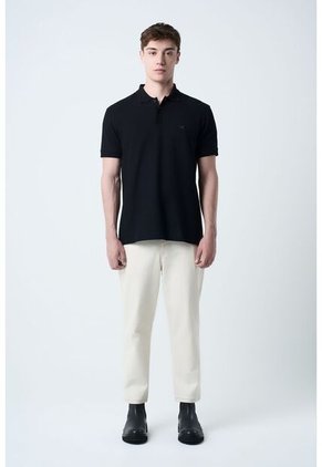 Polo Para Hombre Semi Fit Detalle Jacquard Polo Para Hombre Semi Fit Detalle Jacquard Negro XS VÉLEZ