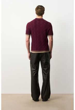 Polo Manga Corta Tejida Para Hombre Aura Polo Manga Corta Tejida Para Hombre Aura Vinotinto XXL VÉLEZ