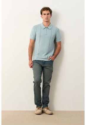 Polo Tropical Manga Corta Para Hombre Semi Fitted Polo Tropical Manga Corta Para Hombre Semi Fitted Azul Claro XS VÉLEZ