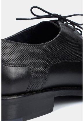 Zapatos Cordón Formal Humanista De Cuero Para Hombre Liso Negro Zapatos Cordón Formal De Cuero Para Hombre Liso Negro 45 VÉLEZ