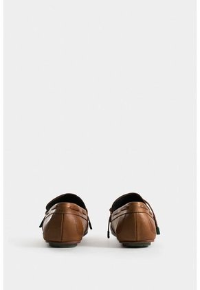 Mocasines Atacama De Cuero Para Hombre Capellada Con Acabado Tamponado Manual Mocasines Atacama De Cuero Para Hombre Capellada Con Acabado Tamponado Manual Miel 38 VÉLEZ