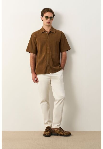 Camisa Manga Corta Orión De Cuero Gamuzado Para Hombre Semi Fitted Camisa Manga Corta Orión De Cuero Gamuzado Para Hombre Semi Fitted Miel L VÉLEZ
