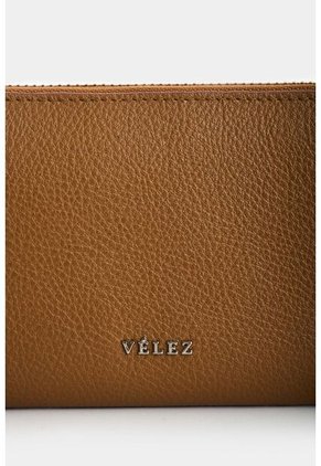 Portachequera De Cuero Para Mujer Vesubio Portachequera De Cuero Para Mujer Vesubio Miel VÉLEZ