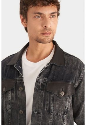 Chaqueta Trucker Para Hombre Piezas En Cuero Chaqueta Trucker Para Hombre Piezas En Cuero Negro S Vélez