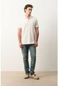 Polo Para Hombre Semi Fit Detalle Jacquard Polo Para Hombre Semi Fit Detalle Jacquard Crema XS VÉLEZ de Vélez