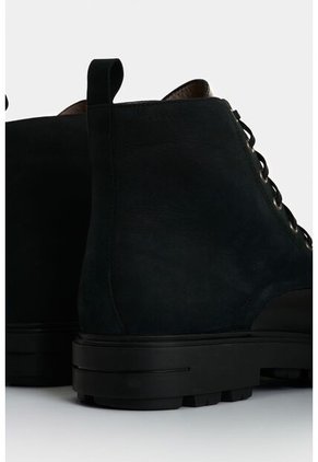 Bota De Cuero Para Hombre Alameda Bota De Cuero Para Hombre Alameda Negro 38 VÉLEZ
