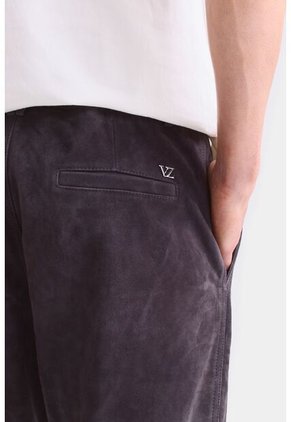 Pantalón Chino Cue De Gamuza River Para Hombre Silueta Holgada Pantalón Chino Cue De Gamuza River Para Hombre Silueta Holgada Gris Pistola 30 VÉLEZ