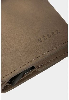 Porta Documentos De Cuero Tecnológico Porta Documentos De Cuero Tecnológico Gris VÉLEZ