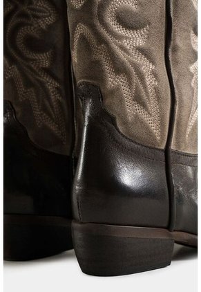 Botas Caña Larga Savona De Cuero Para Mujer Silueta Tipo Western Botas Caña Larga Savona De Cuero Para Mujer Silueta Tipo Western Negro 39 Vélez