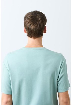 Camiseta Manga Corta Lerici Para Hombre Semi Fitted Camiseta Manga Corta Lerici Para Hombre Semi Fitted Azul Claro XL VÉLEZ