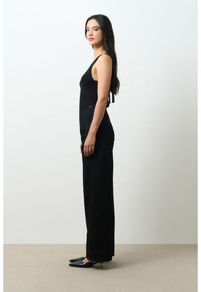 Top Tejido Ajustado Para Mujer Tritón Top Tejido Ajustado Para Mujer Tritón Negro XS VÉLEZ