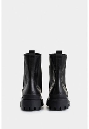Botines Caltha 2.0 De Cuero Para Mujer Tractorados Botines Caltha 2.0 De Cuero Para Mujer Tractorados Negro 38 VÉLEZ