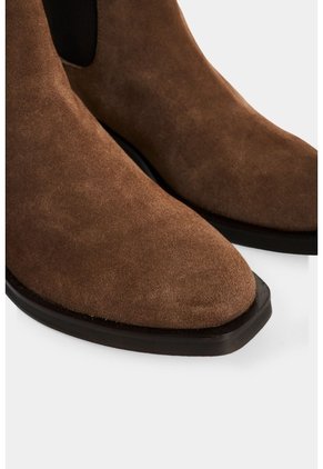 Botas Chelsea En Cuero Gamuzado Para Hombre Rio Botas Chelsea En Cuero Gamuzado Para Hombre Rio Tabaco 39 VÉLEZ