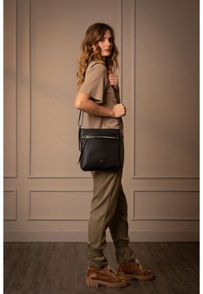 Manos Libres Basic De Cuero Para Mujer Grabado Placa Tejido Manos Libres Basic De Cuero Para Mujer Grabado Placa Tejido Negro VÉLEZ