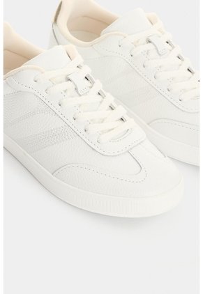Tenis En Cuero Para Mujer Riot Tenis En Cuero Para Mujer Riot Blanco 36 VÉLEZ