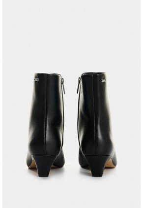 Botines De Cuero Para Mujer Lyra Botines De Cuero Para Mujer Lyra Negro 35 VÉLEZ
