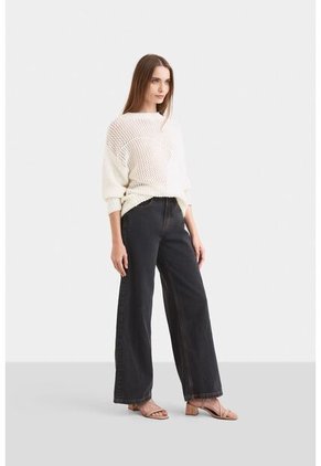 Sweater Escarlata Tejido Para Mujer Textura Asimétrica Sweater Escarlata Tejido Para Mujer Textura Asimétrica Crema S Vélez