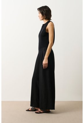 Pantalón Palazzo Lyra Para Mujer Tiro Alto Pantalón Palazzo Lyra Para Mujer Tiro Alto Negro 10 VÉLEZ