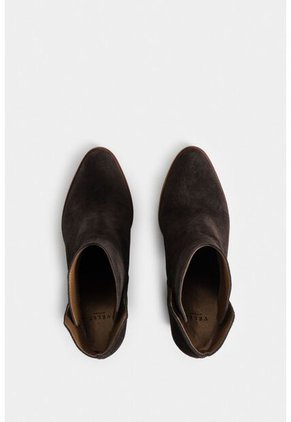 Botines Tacón Pistia De Cuero Gamuza Para Mujer Corte Asimétrico Botines Tacón Pistia De Cuero Gamuza Para Mujer Corte Asimétrico Cafe 37 Vélez