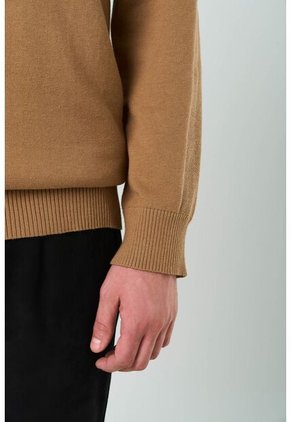 Sweater Tejido En Algodón Para Hombre Manga Ranglan Sweater Tejido En Algodón Para Hombre Manga Ranglan Miel XL VÉLEZ