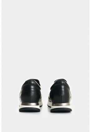 Mocasines De Cuero Grabado Para Mujer Zippa 2 Mocasines De Cuero Grabado Para Mujer Zippa 2 Negro 35 VÉLEZ