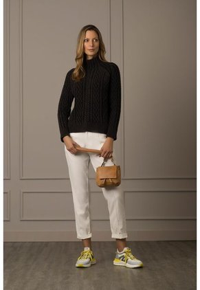 Manos Libres Amatista De Cuero Para Mujer Detalles Anudados Manos Libres Amatista De Cuero Para Mujer Detalles Anudados Miel Vélez